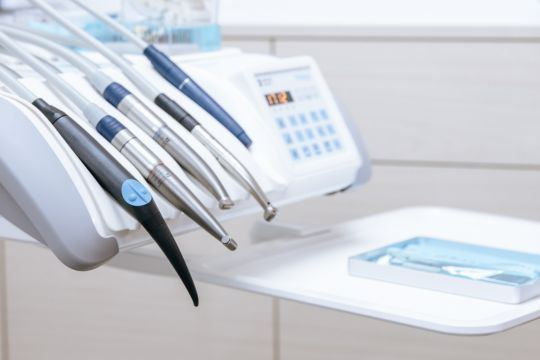 closing diastema